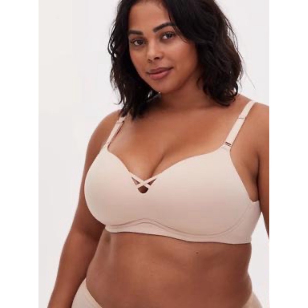 Torrid Curve 40DDD Push Up Wire Free Bra Microfiber Beige 360° Back Smoothing